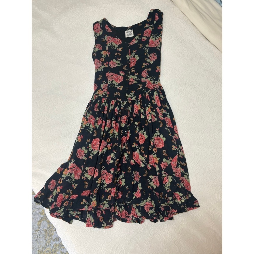 Vintage Her Style 90s Floral Cotton Dress Black Red Rose Ruffle Hem Midi Medium
